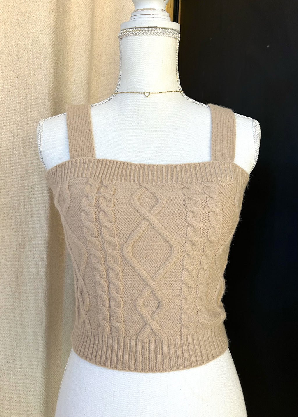 Pretty Top - Knitted - Nude