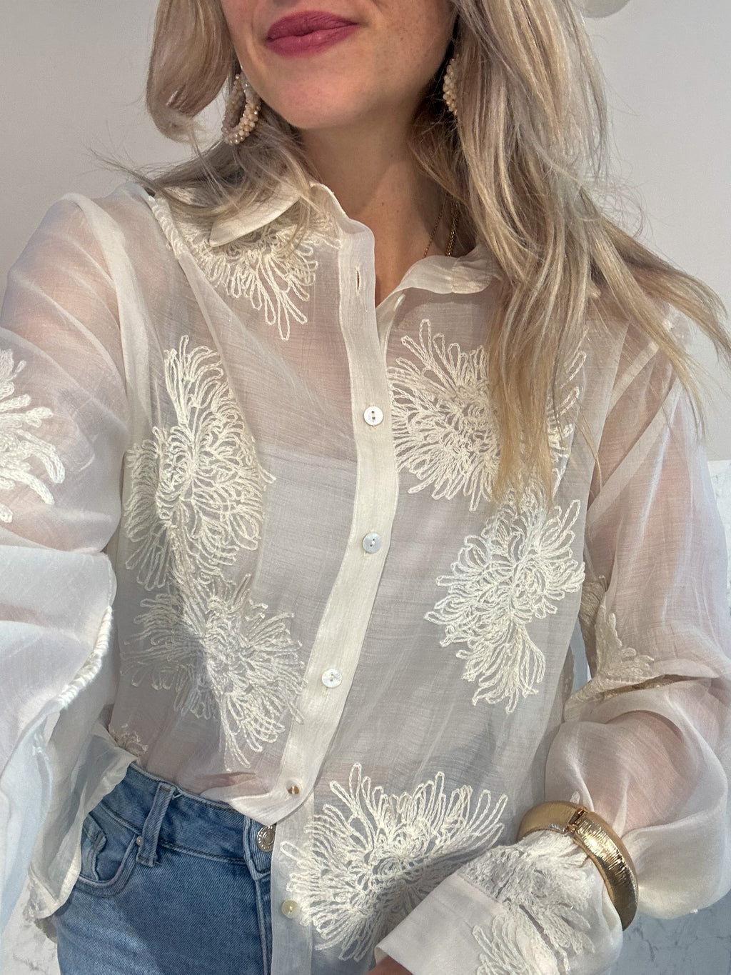Sheer broderie blouse Cream / ONESIZE